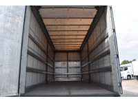 TOC1273_2928447 vehicle image