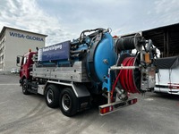 SAHT8627_2899856 vehicle image