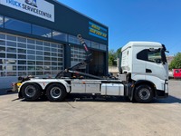 AGRO3463_2971381 vehicle image