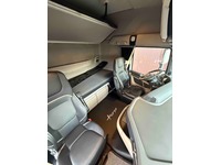 MISU2375_2806281 vehicle image