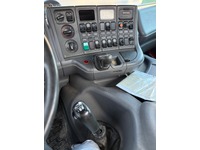 GSTR8856_2819912 vehicle image