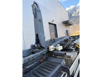 GSTR8856_2819912 vehicle image