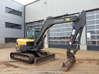 RINA4324_2917796 vehicle image