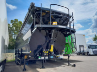 INTG9387_2946619 vehicle image