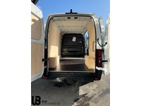BW-M164_2525676 vehicle image