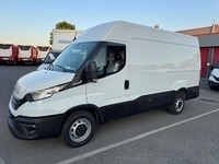 STUD177_2959034 vehicle image