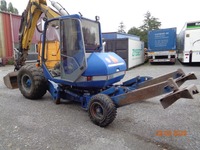 SCHA247_2728226 vehicle image