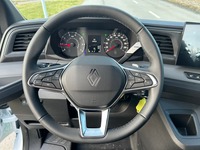 WIND191_2829352 vehicle image