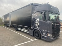 mahl10606_2836693 vehicle image