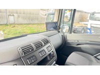 TAMZ4659_2833077 vehicle image