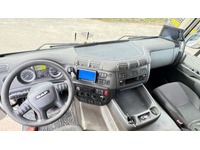 TAMZ4659_2833077 vehicle image