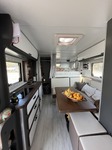LARA4267_2926250 vehicle image