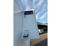 HUTT218_2886928 vehicle image