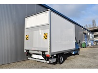 TOC1273_2783604 vehicle image