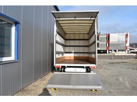 TOC1273_2783604 vehicle image