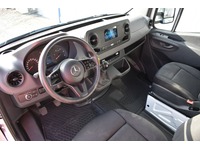 TOC1273_2783604 vehicle image