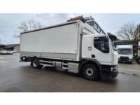 Rena3_2862377 vehicle image