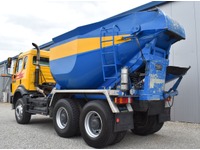 TOC1273_3057381 vehicle image
