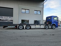 BARR136_2863057 vehicle image