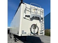 INTG9387_2744355 vehicle image