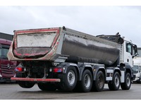 DOLD2821_2830856 vehicle image