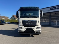 Eger39_2671840 vehicle image