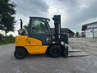 UNIK8334_2705245 vehicle image