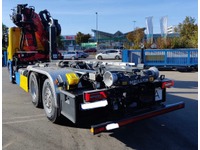 NEUF10607_2807299 vehicle image