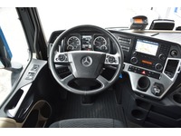 TOC1273_2824018 vehicle image