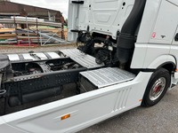 UNIK8334_2834868 vehicle image