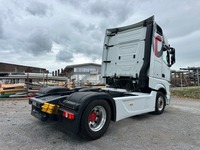 UNIK8334_2834868 vehicle image