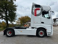 UNIK8334_2834868 vehicle image