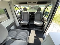 TART5813_2825174 vehicle image