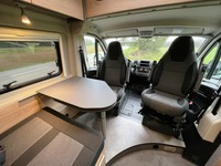 TART5813_2900549 vehicle image