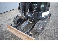 TOC1273_2775865 vehicle image