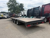 UNIK8334_3015915 vehicle image