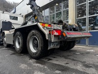 SCHU1479_2798598 vehicle image