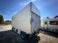 UNIK8334_2700191 vehicle image