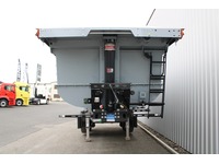 BFS260_2792856 vehicle image