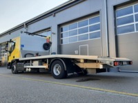 STET8332_2768326 vehicle image