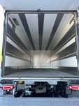 INTG9387_2928452 vehicle image