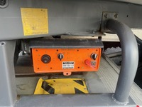 0559025 vehicle image