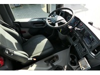 DOLD2821_2745840 vehicle image