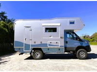 TART5813_2785816 vehicle image