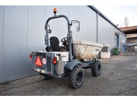 TOC1273_2775722 vehicle image