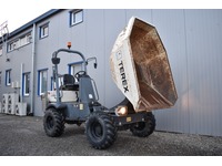 TOC1273_2775722 vehicle image