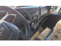 RONN828_2695457 vehicle image