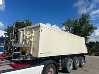 UNIK8334_2715806 vehicle image