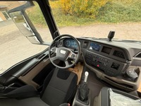 TMR8055_2752528 vehicle image