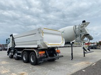 TMR8055_2753493 vehicle image